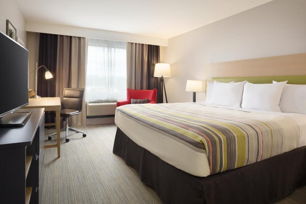 Country Inn & Suites by Radisson Asheville River Arts District Image 13
